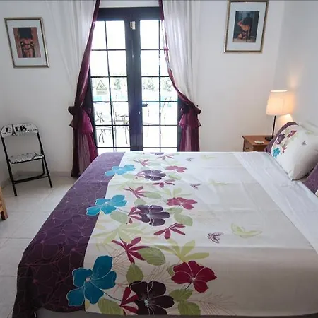 In Playa Blanca Sleeps 4 Includes Swimming Pool And Wifi * Playa Blanca (Lanzarote)